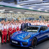 Así despidió Porsche, de su fábrica, el último Panamera de generación pasada