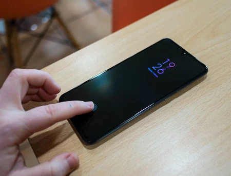 Móviles Xiaomi en oferta en AliExpress, Banggood, eBay y Amazon: Redmi 6A, Mi 9 y Mi Play rebajados