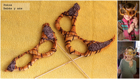 Divertidos antifaces de hojaldre y chocolate. Receta de Carnaval para niños