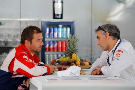 Rally de Alemania 2012: Sébastien Loeb muestra galones desde el shakedown