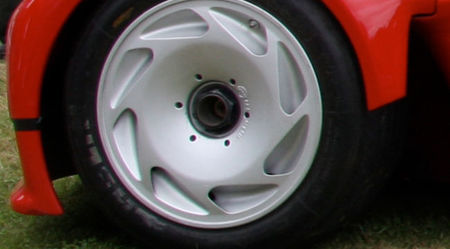 Peugeot Proxima 1986, rueda