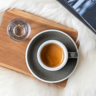 De espressos a cappuccinos: esta cafetera superautomática nivel barista baja a menos de 400 euros y la oferta acaba hoy