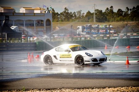 Porsche Cayman R