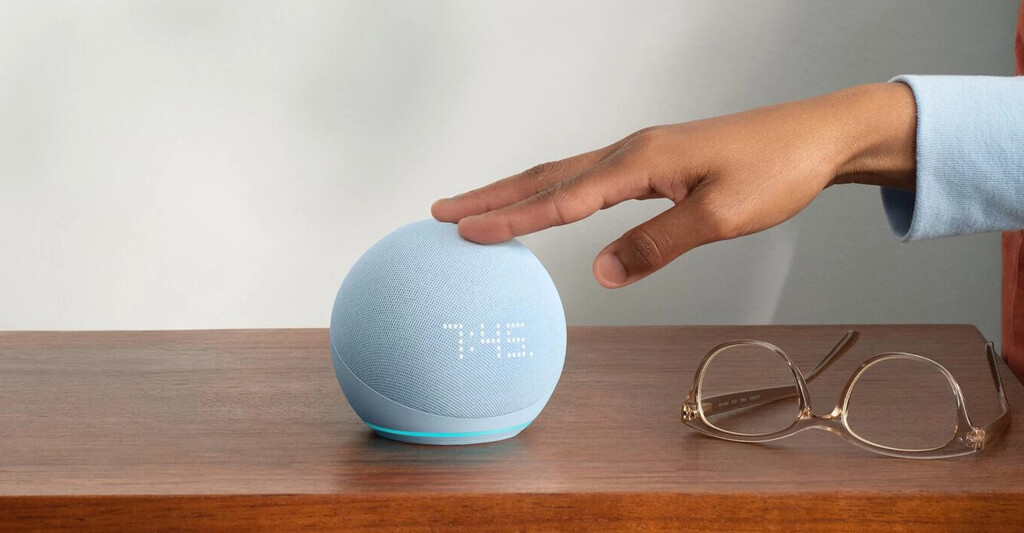 El altavoz inteligente más vendido de Amazon, el Echo Dot, vuelve a estar súper barato: por menos de 40 euros 