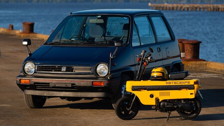 Así fue la Honda Motocompo: una moto plegable mitad scooter y mitad patinete eléctrico que cabía en el maletero de un coche