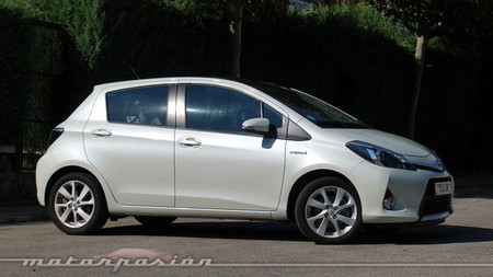 Toyota Yaris Hybrid, prueba (equipamiento, versiones y seguridad)