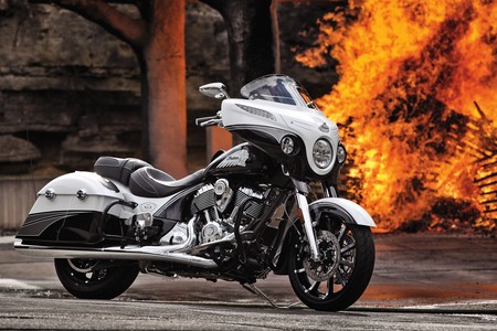 Ya puedes correr, hoy salen a la venta las Indian Chieftain Jack Daniel’s y sólo llegará una a España