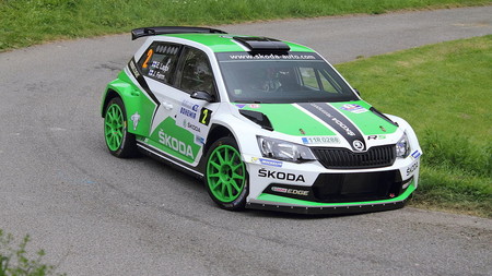 Video: El Skoda Fabia R5 de rally se convirtió en taxi por una noche