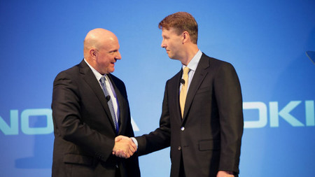 La Unión Europea aprueba la compra de Nokia por parte de Microsoft