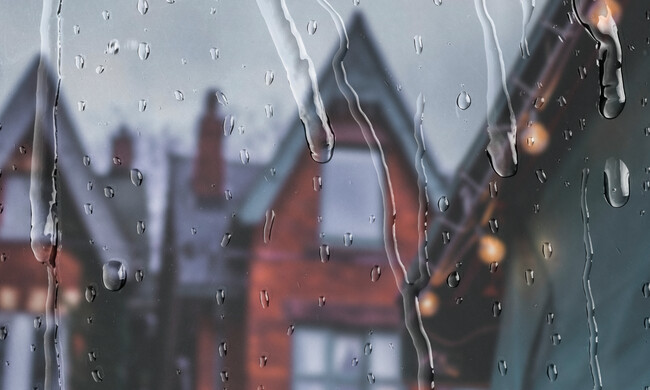 Lluvia En Casa