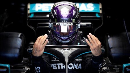 La renovación de Lewis Hamilton con Mercedes ya es un culebrón con posible retirada de fondo: "Algo huele mal"