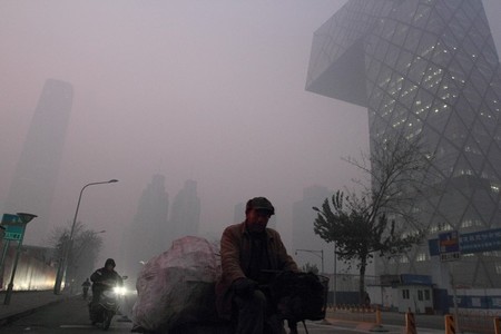 Siete autopistas cerradas en Pekín por contaminación