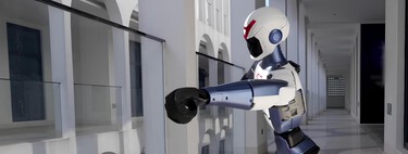 Ni Rocky lo vio venir: este es el robot humanoide capaz de boxear y pararse de manos que cuesta menos que una MacBook Pro 