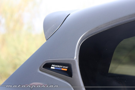 Peugeot 208 GTi by Peugeot Sport