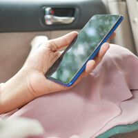 Apple cree tener la solución para que no te marees utilizando el móvil en el coche. Es absurdamente simple, pero necesitas un iPhone