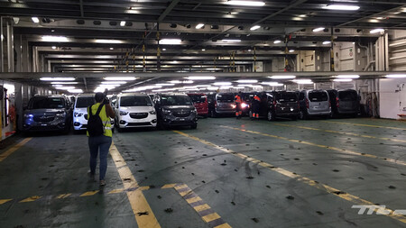 Barco Ro Ro Stellantis 4