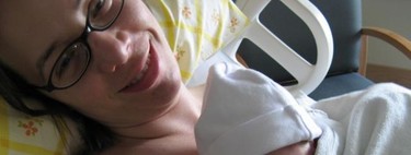 El contacto piel con piel con el bebé es beneficioso incluso pasados los diez años 