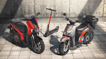SEAT se inicia en las motos eléctricas con la SEAT MÓ eScooter 125, un scooter que vendrá acompañado de un patinete eléctrico