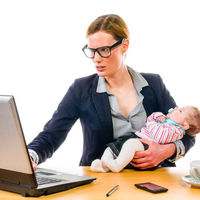 La Justicia permite a una madre que trabajaba a turnos elegir un horario fijo para cuidar de su hijo