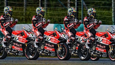 El rumor del verano, Ducati puede estar preparando un V4 para Superbikes
