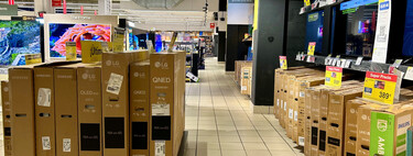 Carrefour deja a precio de outlet esta enorme tele QLED de 98 pulgadas con Google TV