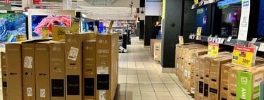Carrefour deja a precio de outlet esta enorme tele QLED de 98 pulgadas con Google TV Carrefour deja a precio de outlet esta enorme tele QLED de 98 pulgadas con Google TV