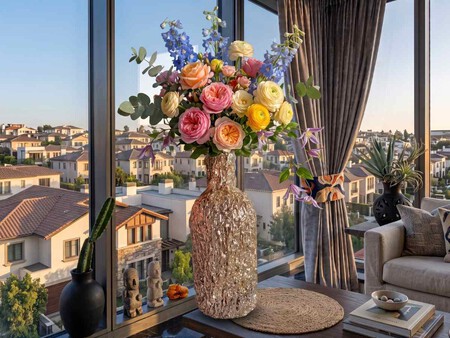 Cómo hacer un florero con una botella de vino, una idea fácil y elegante para decorar tu casa