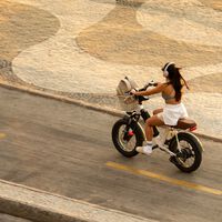 Nem motos velozes, nem carros perigosos: a febre das bicicletas elétricas sofreu uma explosão assustadora de acidentes e virou o maior terror das ciclovias 