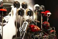 Exposición de cascos Ateliers Ruby en Santa Eulalia 