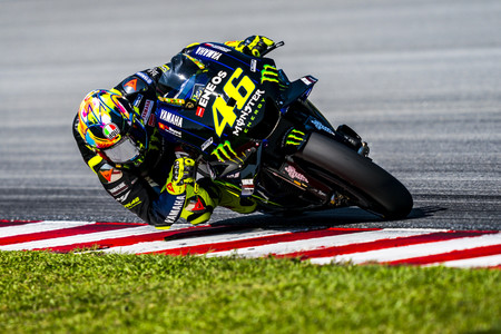Valentino Rossi: "Comparado con los pilotos más fuertes no estamos tan mal, hemos mejorado"