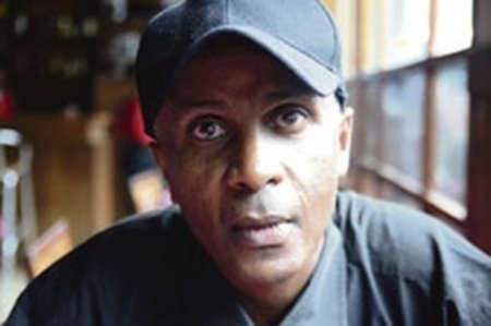 El bloguero Eskinder Nega condenado a 18 años de cárcel