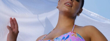 La modelo Ashley Graham enseña su barriga y estrías de embarazada y así realiza una de sus fotos más espectaculares 