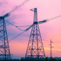 España necesita modernizar su red eléctrica, así que ha subido la tasa de retribución. El efecto se notará en los próximos cinco años