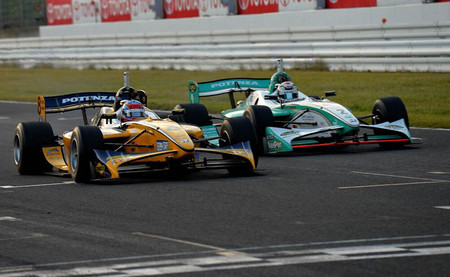 Loïc Duval gana en Sugo y André Lotterer deja el campeonato encarrilado