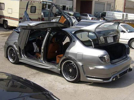 Nissan Maxima Transformers Serie 7 Edition