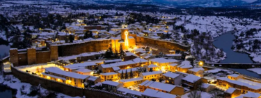 Este pueblo cerca de Madrid es uno de los más bonitos que he visitado en Navidad y pocos lo saben: parece de cuento