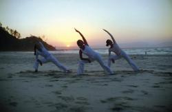 Clases mixtas de Pilates-Yoga.