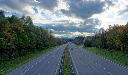 Alemania cobrará a los usuarios de sus Autobahnen