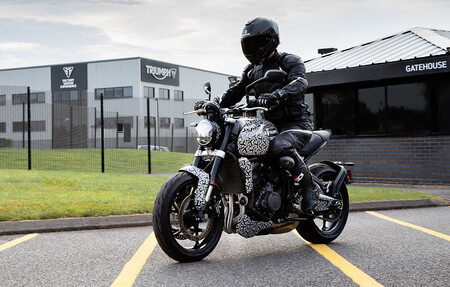Triumph Trident 2021