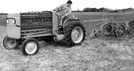 Tractor Pila Combustible