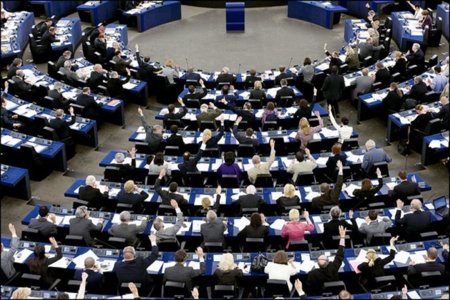 El Parlamento Europeo aprueba el Informe Gallo que criminaliza a los usuarios