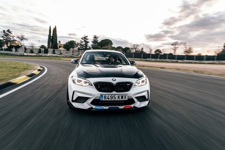 BMW M2 Competition M Performance en circuito