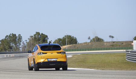 Ford Mustang Mach-E GT Prueba Circuito 29