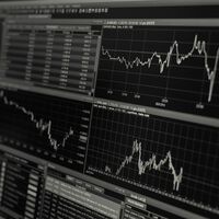 La subida de tipos va a empezar a frenar la inversión: así afecta a las empresas