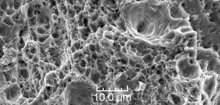 Ford utiliza microscopios de barrido para conocer mejor los materiales, sus pros y sus contras