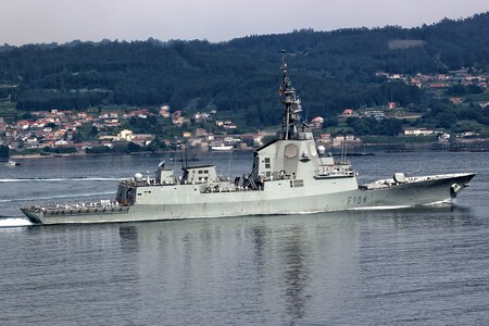 F104 Mendez Nunez