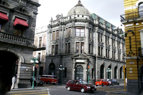 Uber podría dejar de operar en Puebla: el gobierno exige IMSS para conductores y un servicio con estándares más altos