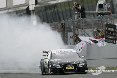 Timo Scheider lidera en Orchersleben un demoledor triplete de Audi