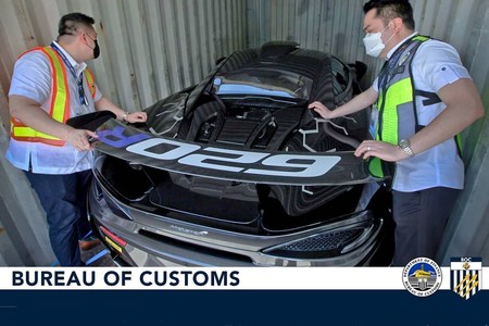 Un McLaren 620R ha sido incautado en Manila y puede acabar destruido: alguien lo ha intentado hacer pasar por un Porsche Cayman