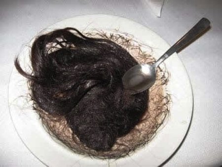 Si encontráis un pelo en la comida, ¿hay motivo para alarmarse?